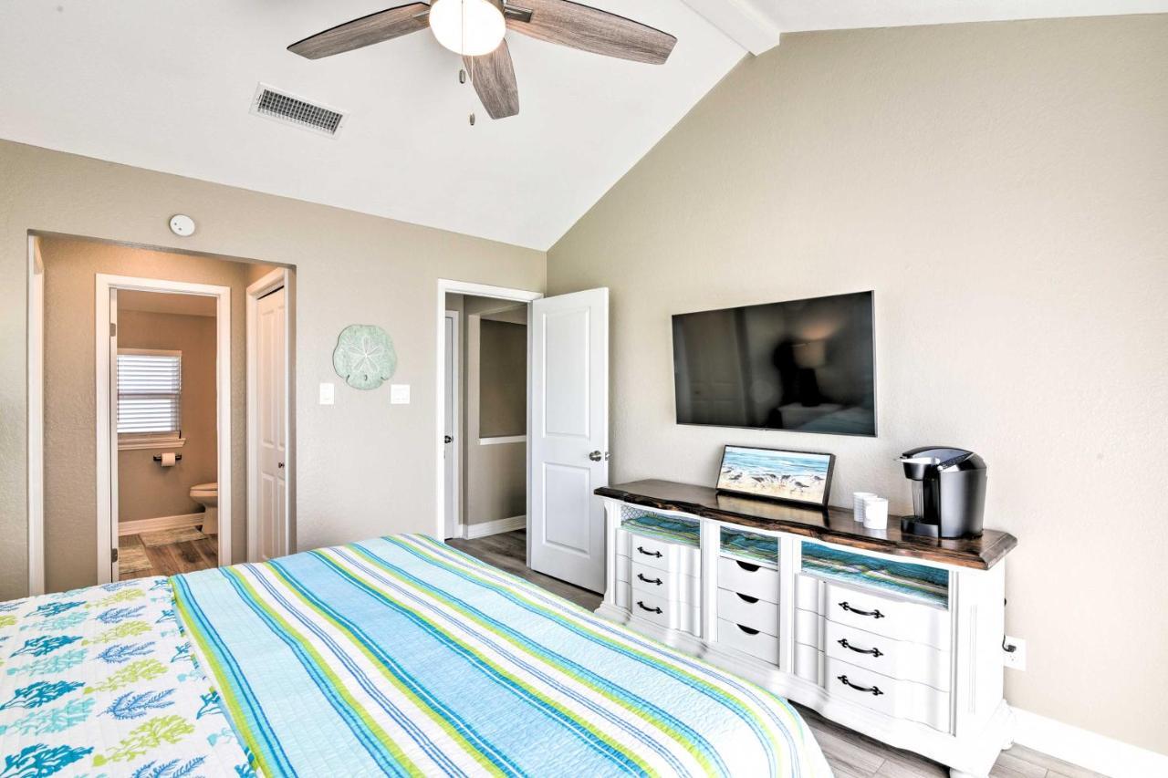 Beachfront Galveston Oasis Balconies, Ocean View! Екстериор снимка