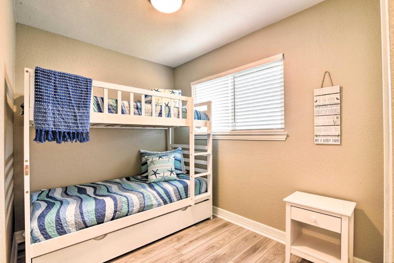 Beachfront Galveston Oasis Balconies, Ocean View! Екстериор снимка
