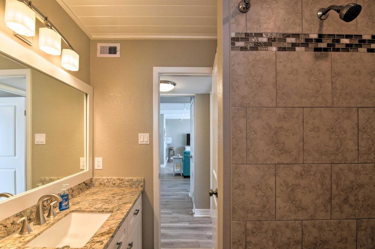 Beachfront Galveston Oasis Balconies, Ocean View! Екстериор снимка